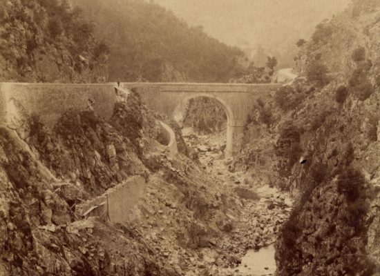 Pont des Etroits-collection Robert-Reproduction interdite